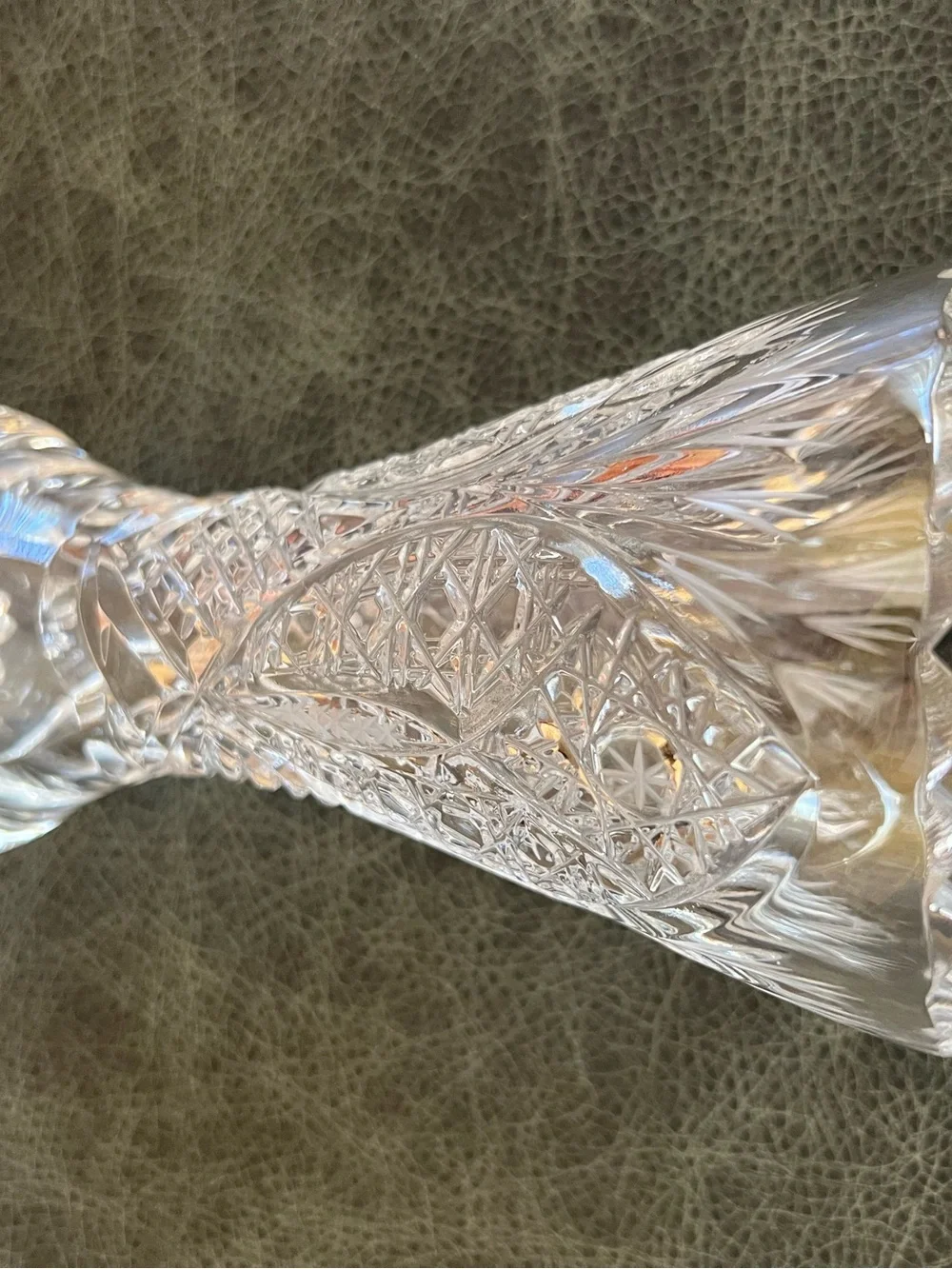 Crystal Vintage clear cut